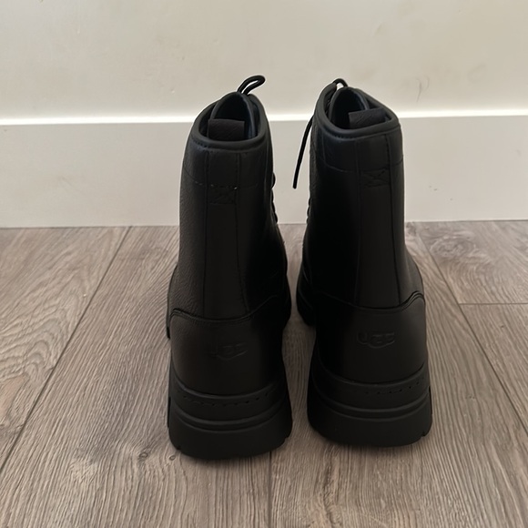 Ugg Skyview Service men boots NWOT discontinued waterproof leather boots size 13 - Picture 4 of 11